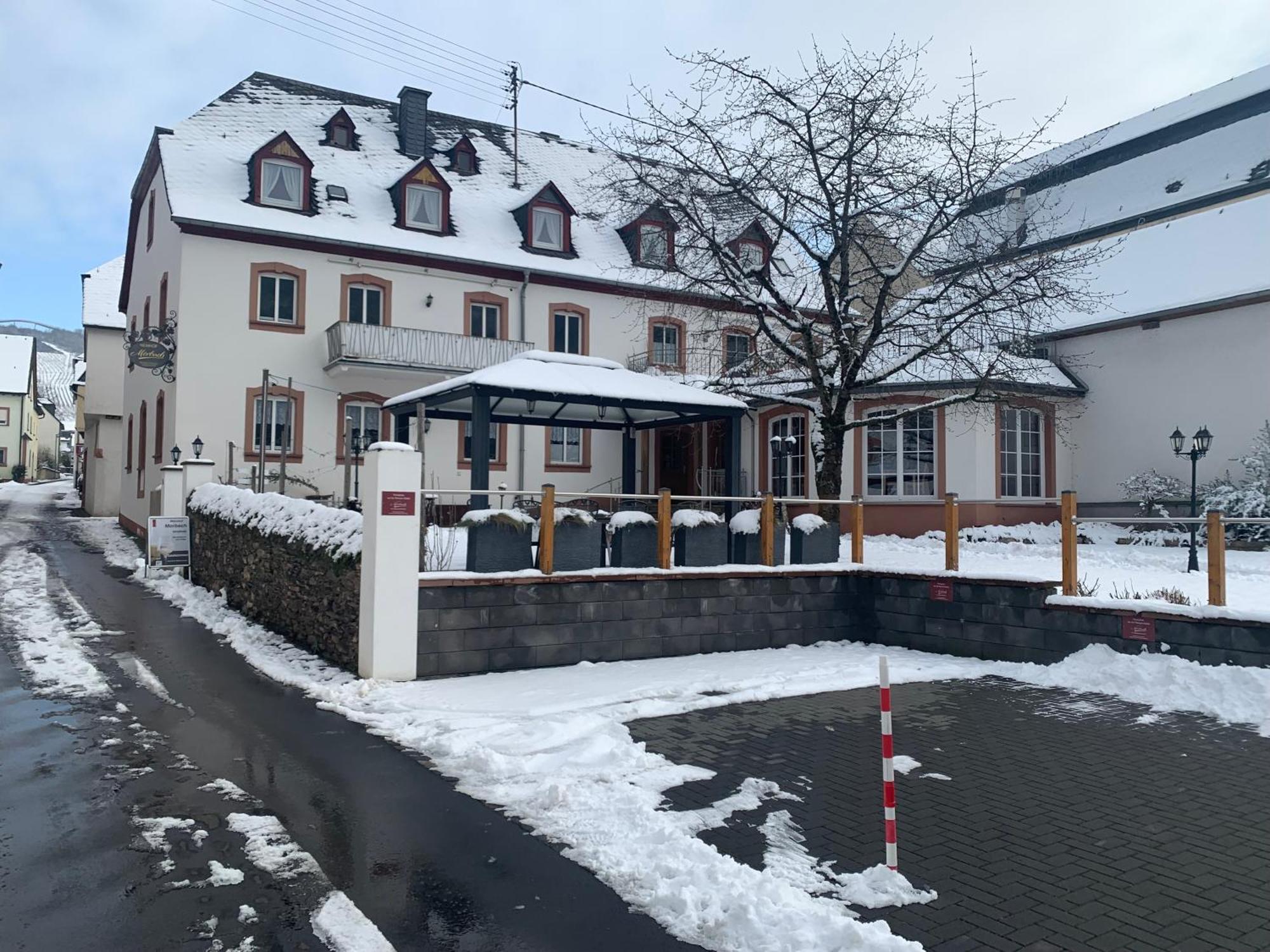 Weinhof Michael Morbach Zeltingen-Rachtig Exterior foto